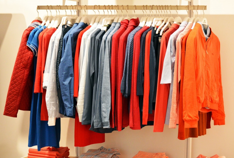 ecommerce-THIERY-min_store_clothes_clothing_line_fashion_retail_clothing_store_shop-633917